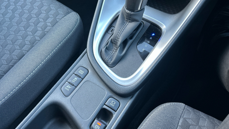 Toyota Yaris 1.5 Hybrid Design 5dr CVT Hybrid Hatchback